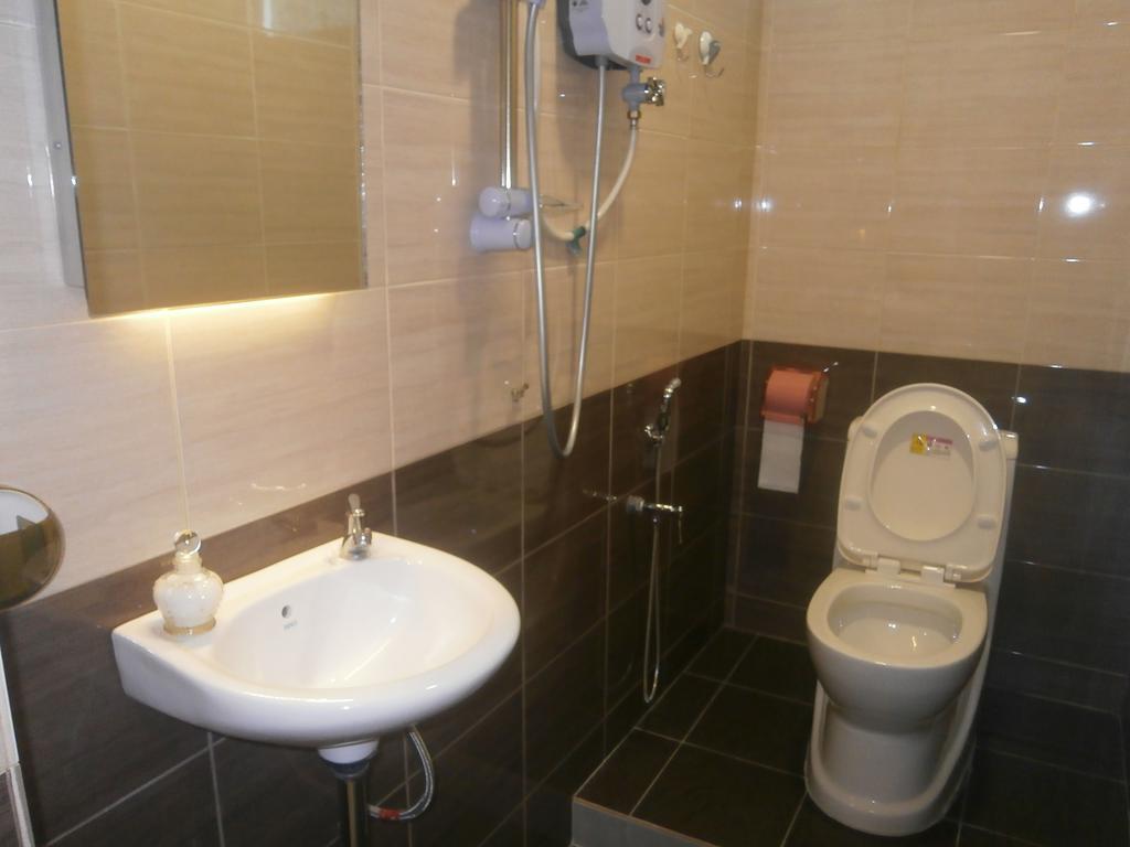 F.M Guesthouse Kampong Darat Tanah Puteh Экстерьер фото